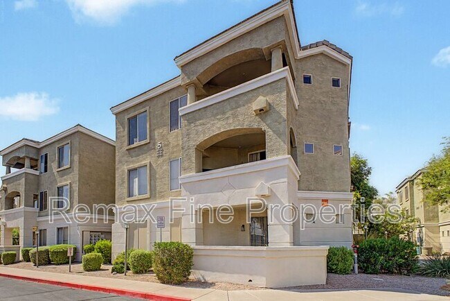 Building Photo - 5303 N 7th St