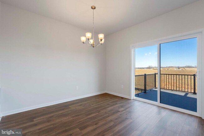 Building Photo - 876 Amity St