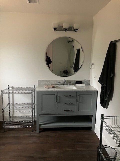 Building Photo - 180 Ritchey Rd