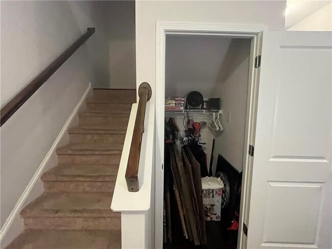 Building Photo - 5545 Bright Cross Wy