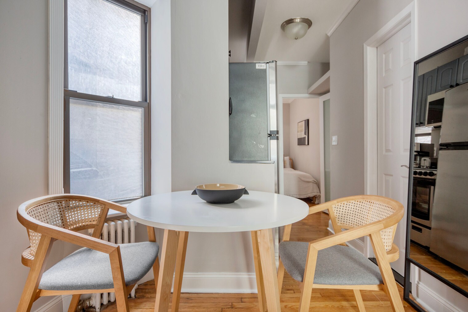 Building Photo - 52 Barrow St