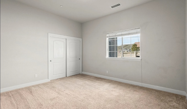 Building Photo - 134 Denio Dr