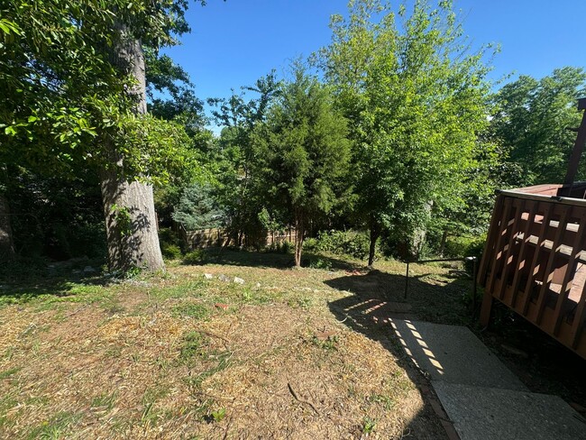 Building Photo - Mohina Woods brick home