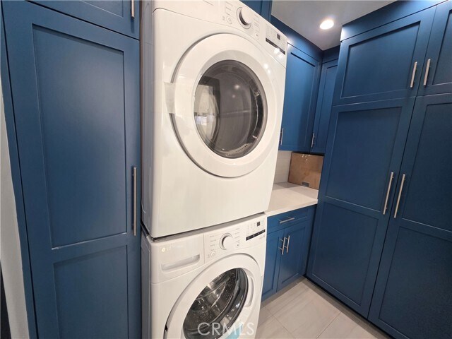 Building Photo - 9525 Stanwin Ave