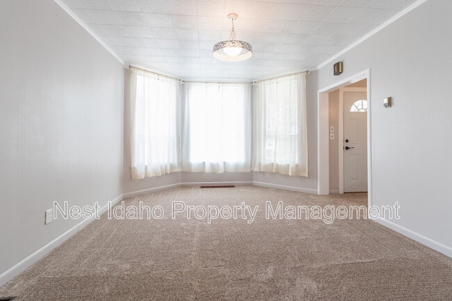 Building Photo - 1719 N 9th St