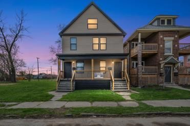 Building Photo - 6183 Hecla St