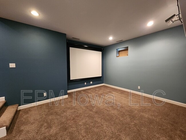 Building Photo - 5450 Prairie Ridge Ave
