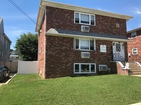 Building Photo - 609 8th Ave