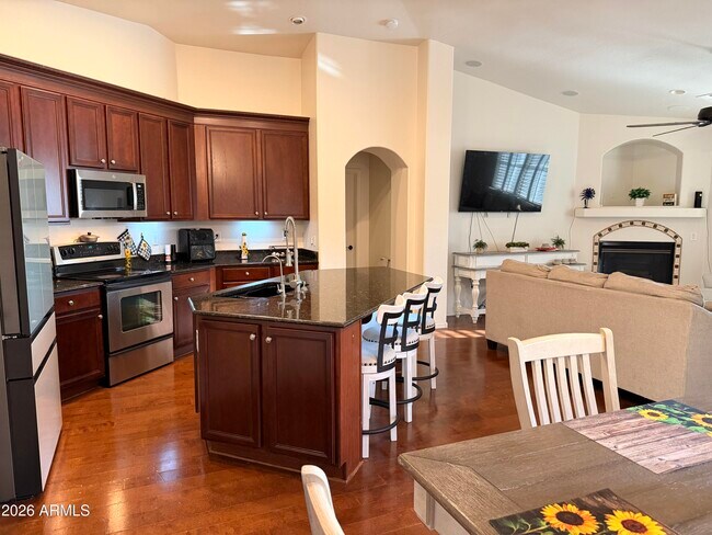 Building Photo - 17239 W Ironwood St