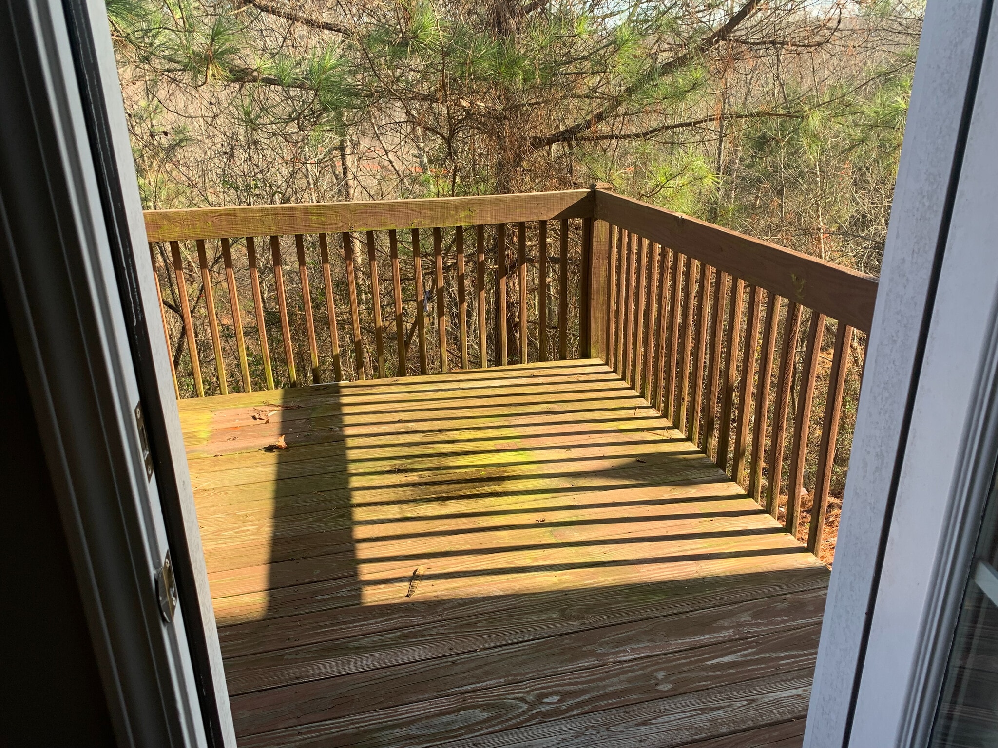 Building Photo - Room in Townhome on Big Bass Dr