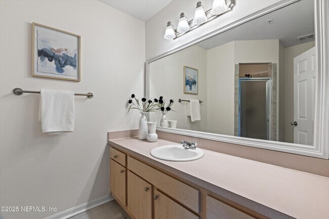 Building Photo - 1655 The Greens Way