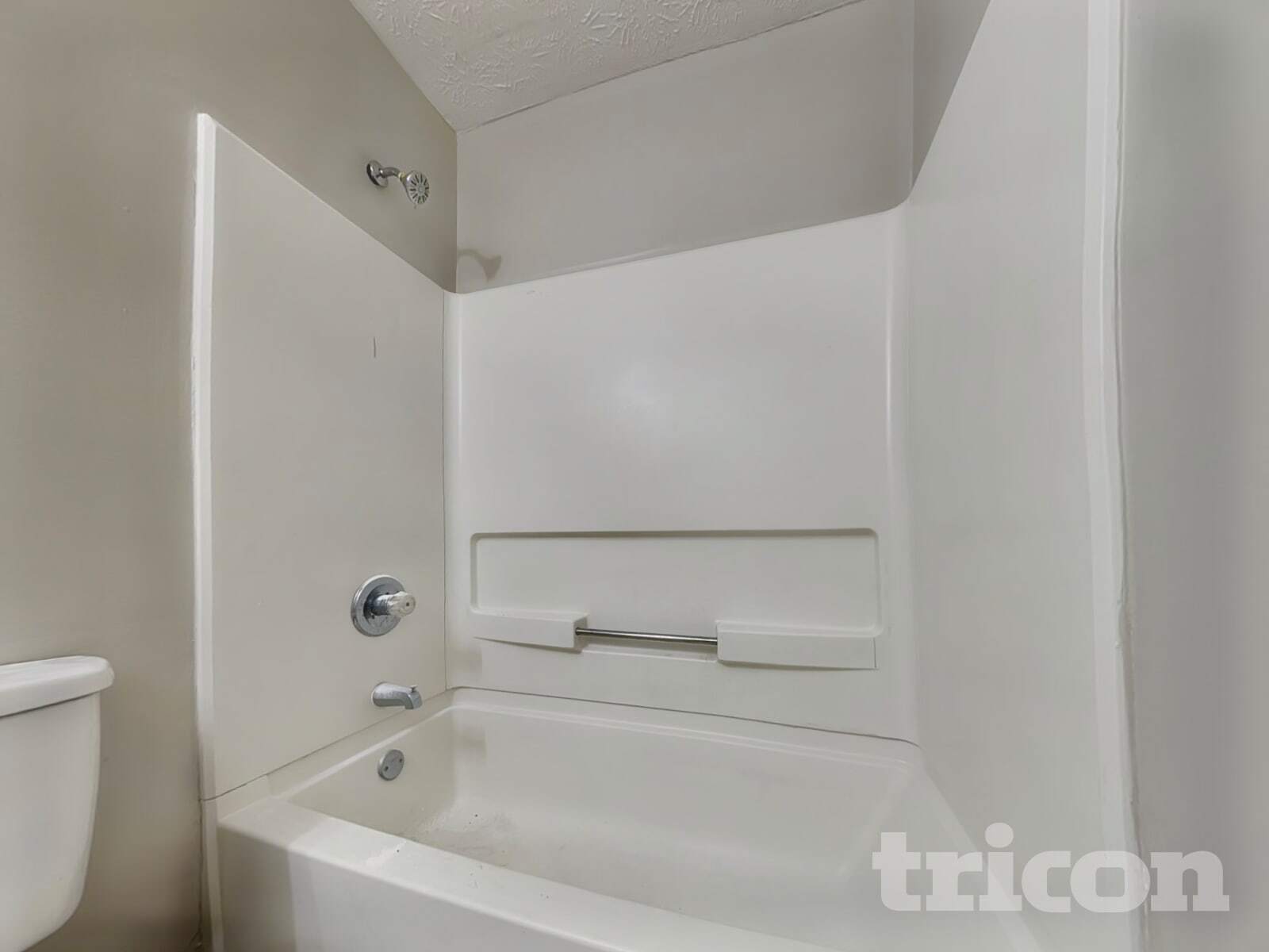 Building Photo - 1681 Riverchase Cir NE