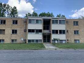 Building Photo - Tallmadge Hills Apartments