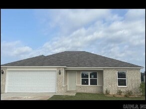 Building Photo - 1817 Tiger Lily Ln