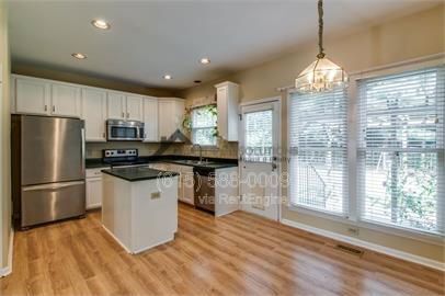 Building Photo - 1244 Buckingham Cir