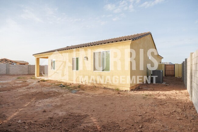 Building Photo - Beautiful Brand New Home with Block Wall