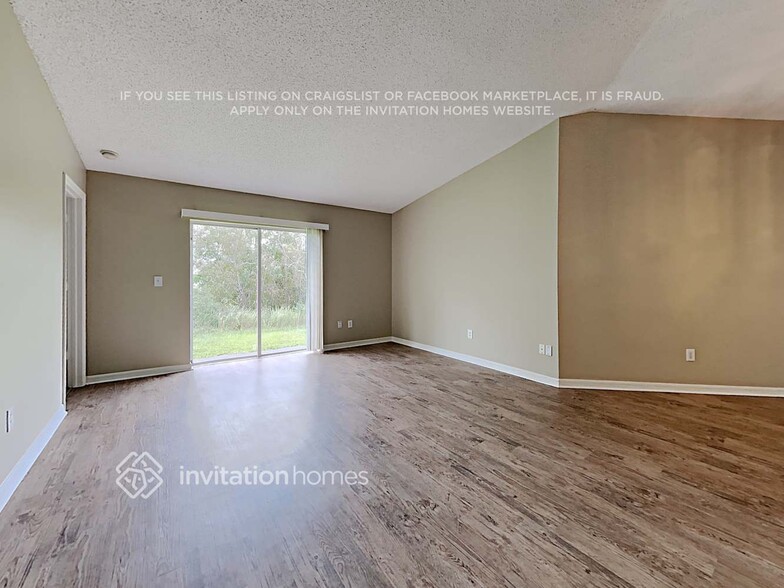 Building Photo - 11741 Brenford Crest Dr