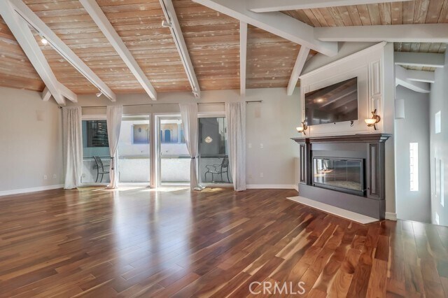 Building Photo - 6063 Lido Ln
