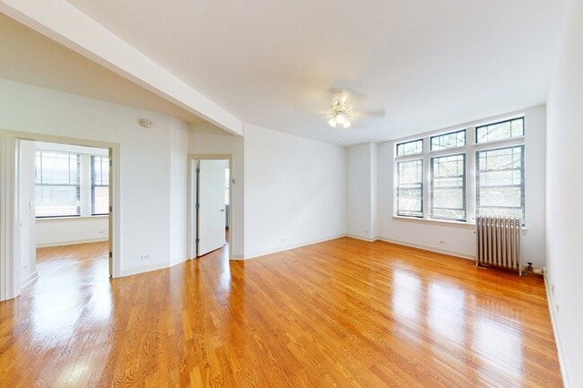 Floorplan - 5326-5336 S. Greenwood Avenue