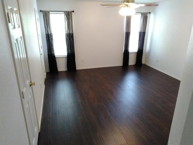Building Photo - 2833 Mesa Valley Dr