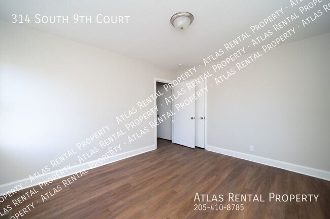 Building Photo - 314 9th Ct S