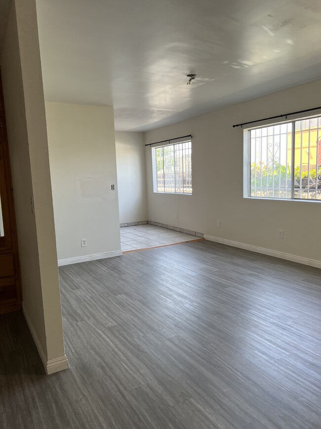 Building Photo - 4417 Avalon Blvd