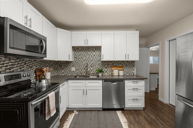 Building Photo - Updated Northgate Home with Modern Comfort, Privacy, and Great Walkability
