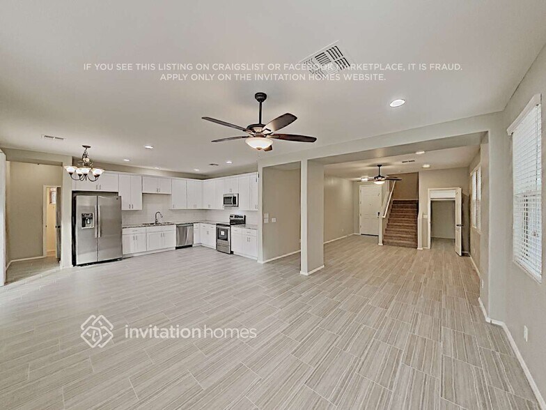 Building Photo - 3515 E Bartlett Dr