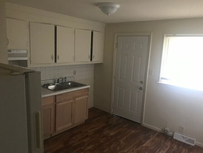 Building Photo - 4125 &amp; 4127 Fourth Street