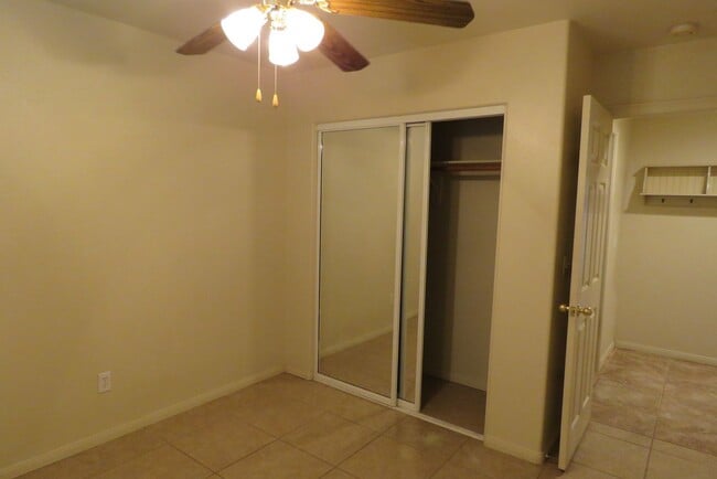 Building Photo - Beautiful 3/2 home in Friendly Hills!