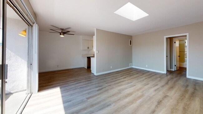 Interior Photo - 3431 Vinton Ave