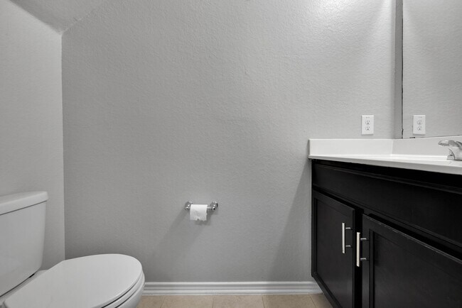 Building Photo - Beautiful 5-Bedroom Home for Rent in Valley Ranch!