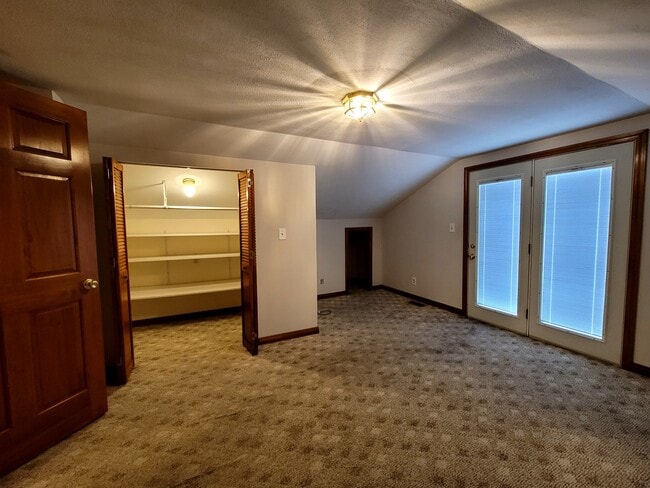 Building Photo - 1045 Newmans Branch Rd