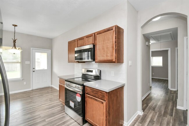 Building Photo - 4511 Coral Rose Ct