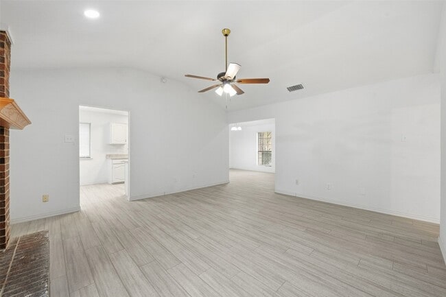 Building Photo - 1746 Glencairn Ln