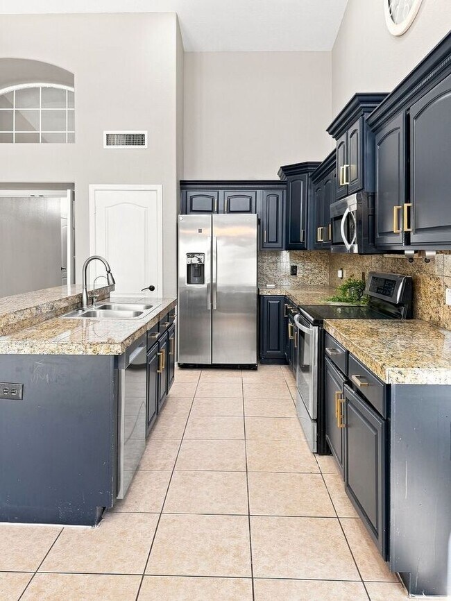 Building Photo - 4 Bedroom Home in the Heart of Ahwatukee for Rent