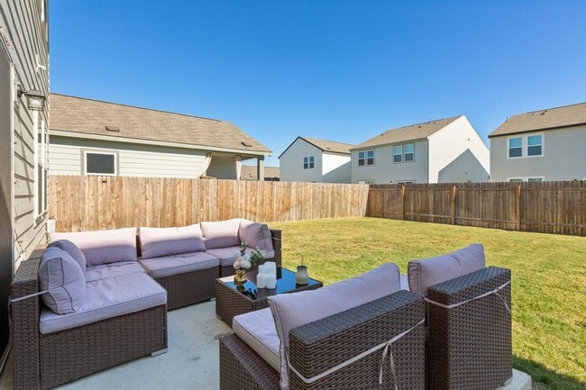 Building Photo - 220 Dirty Harry Dr