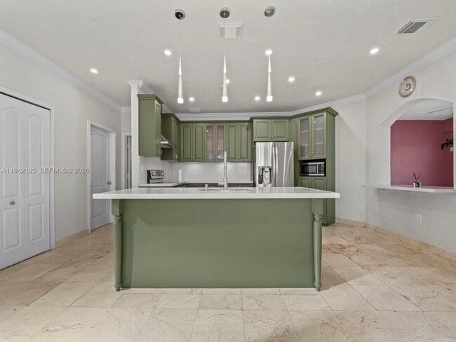 Building Photo - 16421 SW 64th Ter