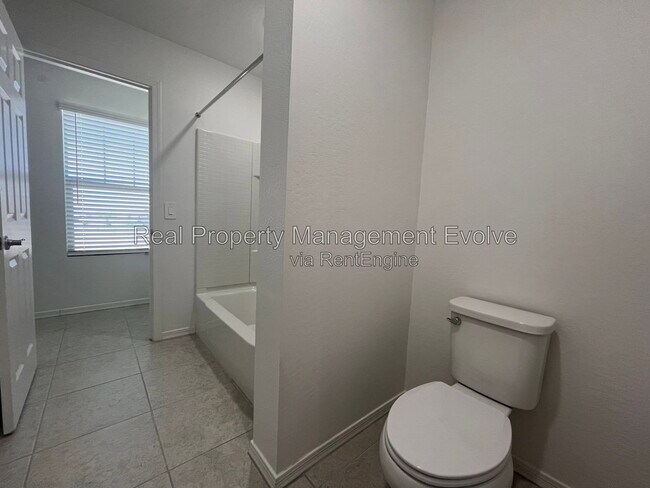 Building Photo - 4617 S 108th Ave
