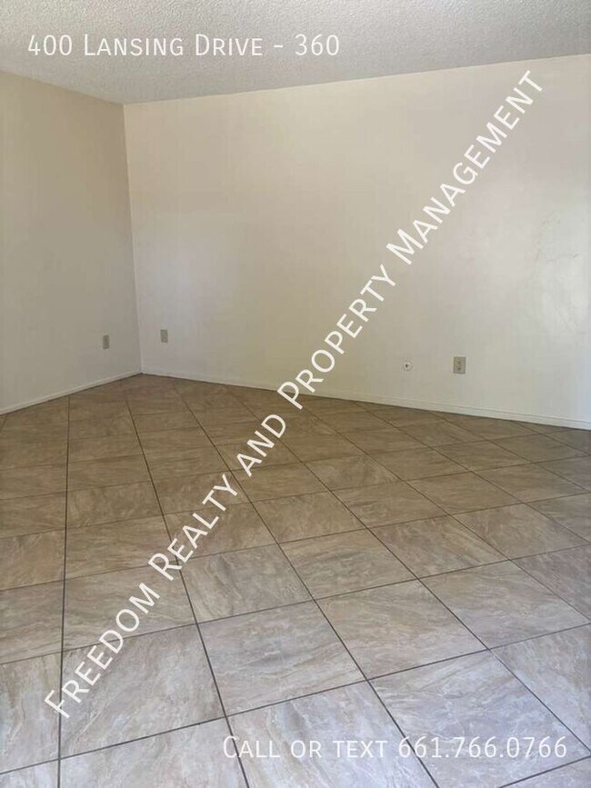Building Photo - 400 Lansing Dr