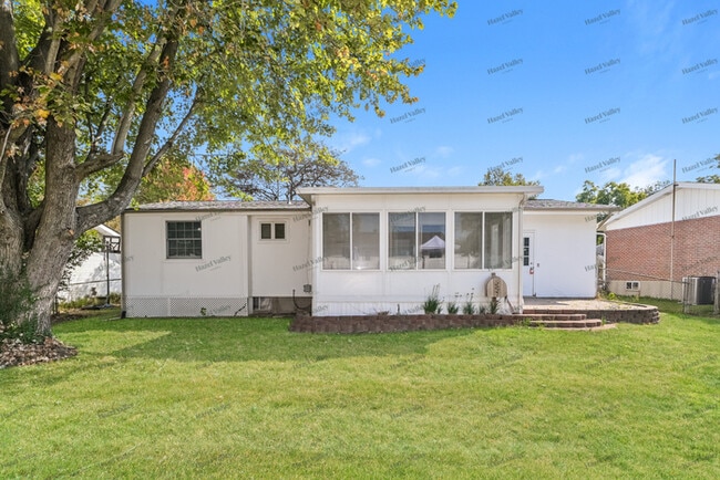 Building Photo - 1365 Bluefield Dr
