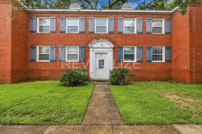 Building Photo - 214 Upham St