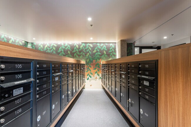 Building Photo - 120 Broadway-SI FL3-ID541