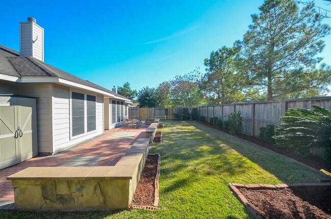 Building Photo - 7439 Parkcross Pl