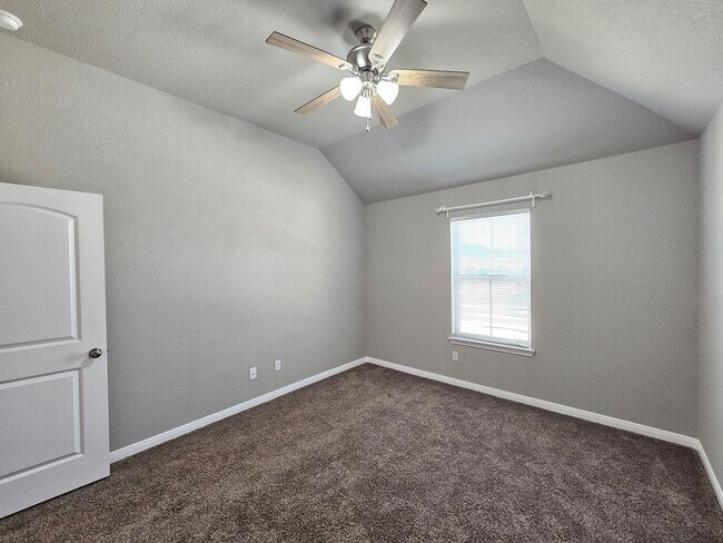 Building Photo - NEW IN MANAGEMENT - AVAILABLE NOW!