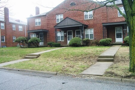 Primary Photo - 1148-1154 Cassingham Rd