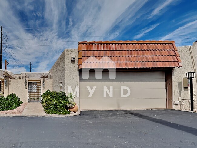 Building Photo - 5100 N Miller Rd Apt 23