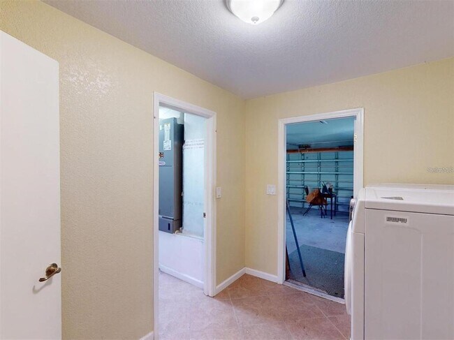 Building Photo - 158 Eppinger Dr
