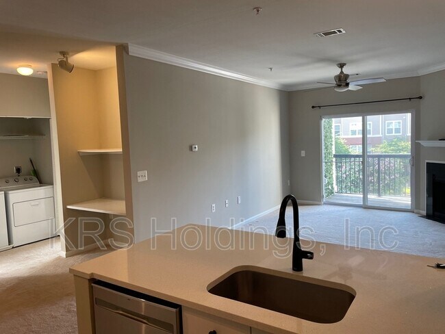 Building Photo - 11399 Aristotle Dr