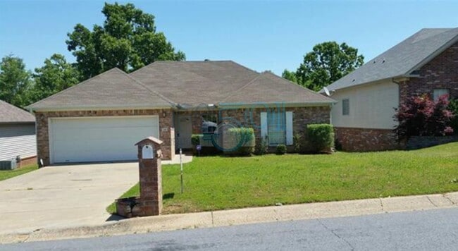 Primary Photo - **Coming Soon**Traditional Maumelle One Level
